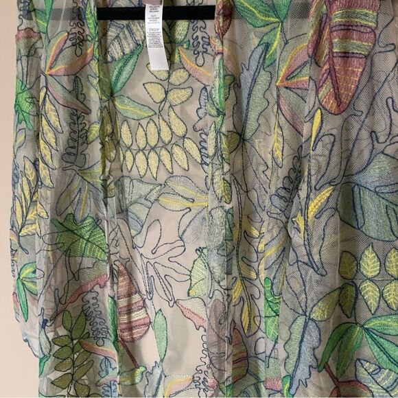 Chico's Floral Mesh Embroidered Jacket in Alabaster Size O or Small/4 - Picture 9 of 10